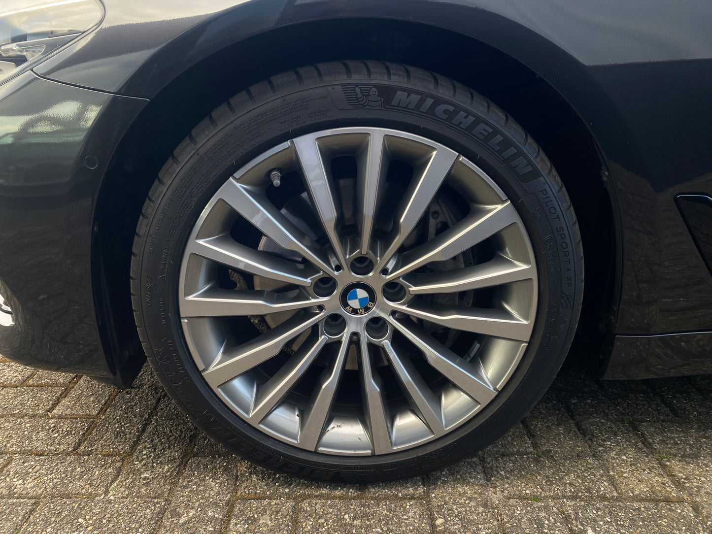 BMW 540I XDRIVE