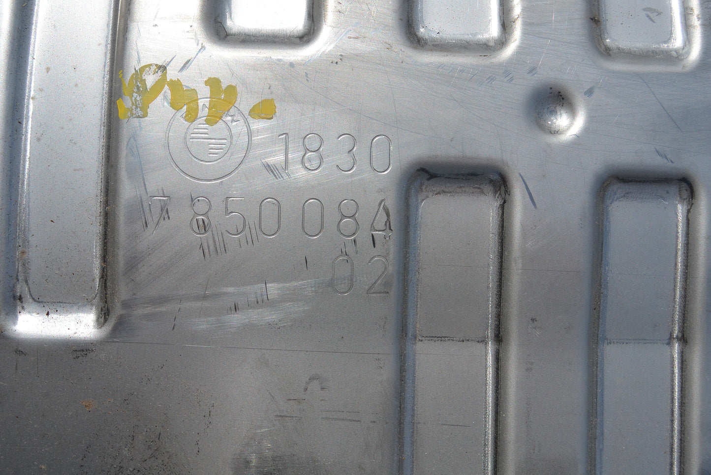 Achterdemper M4 F82/ 8307850084