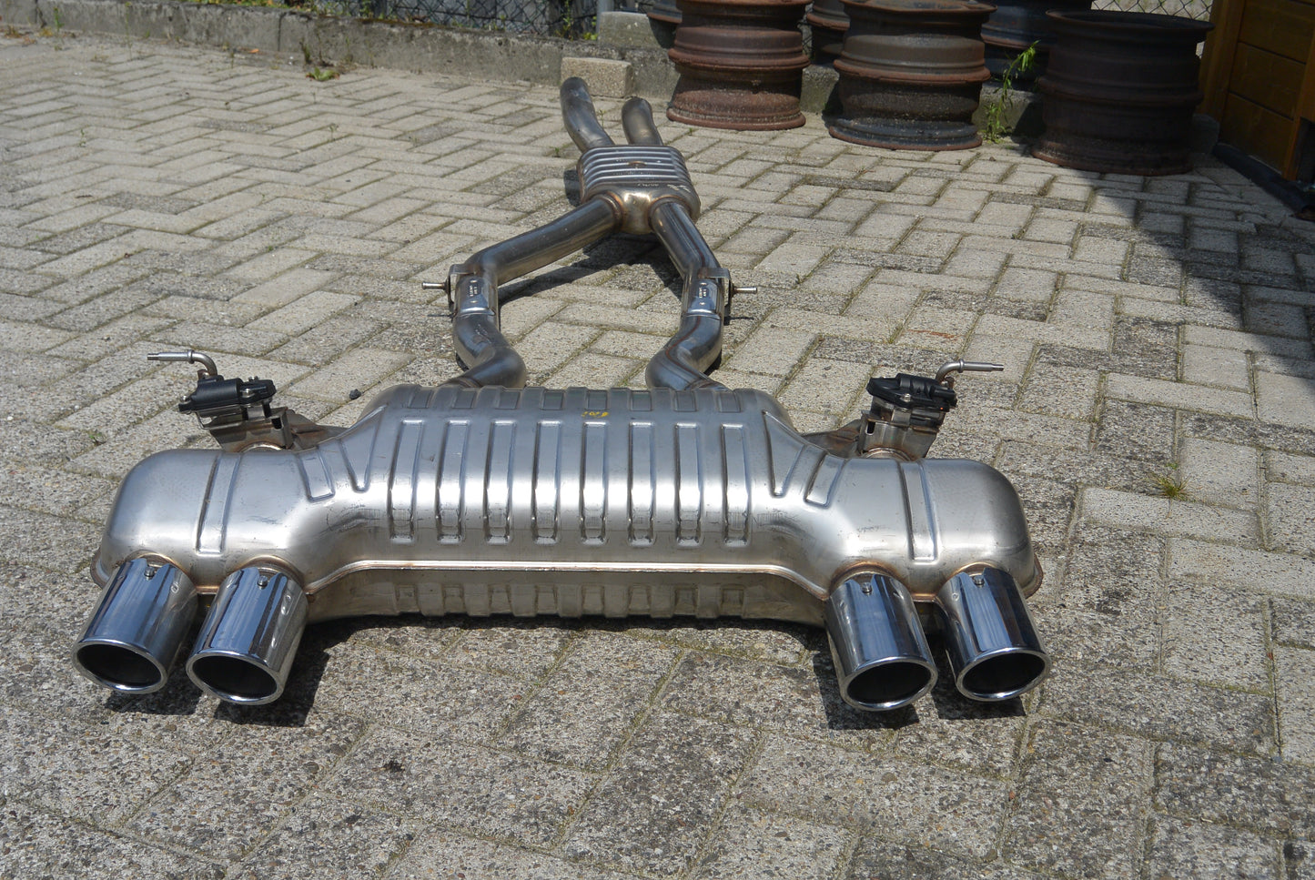 Achterdemper M4 F82/ 8307850084
