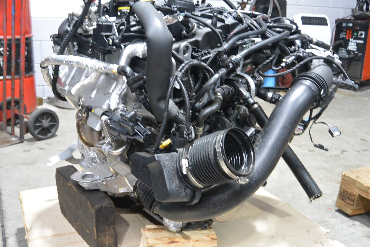 Motor 230I F22 B48B20B/ 11002455353